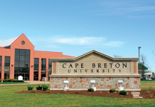 Trường đại học Cape Breton University ở Canada